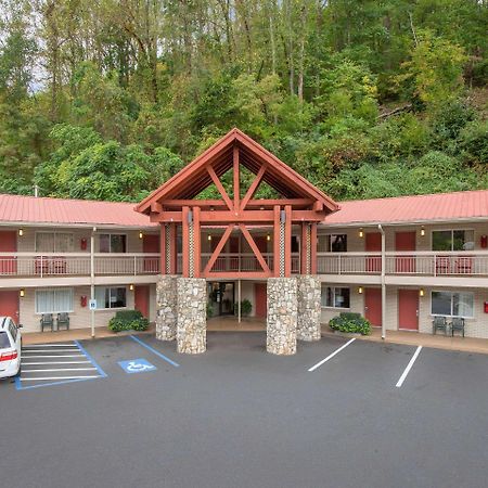 Econo Lodge Cherokee Near River Park Bagian luar foto