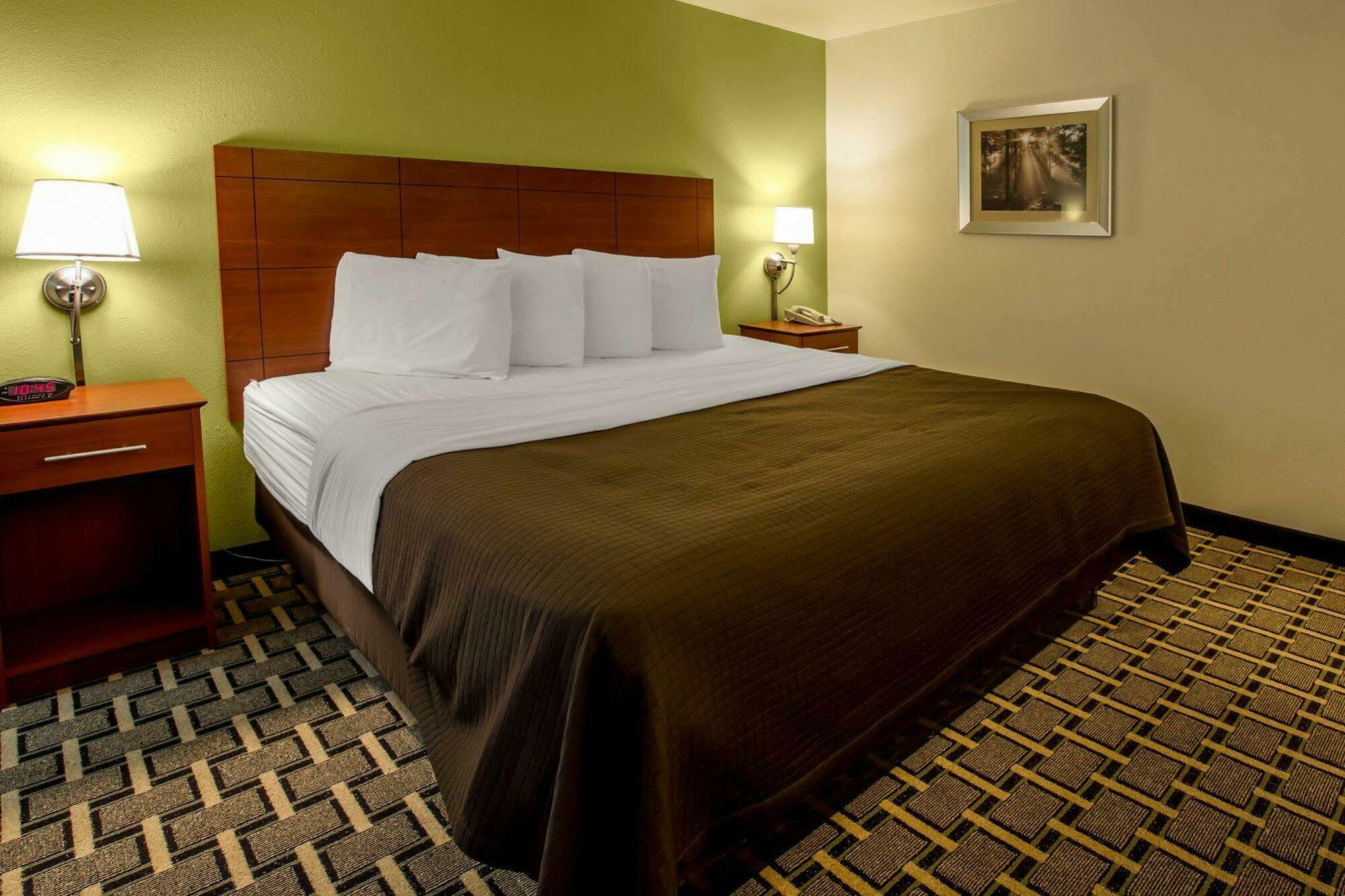 Econo Lodge Cherokee Near River Park Bagian luar foto